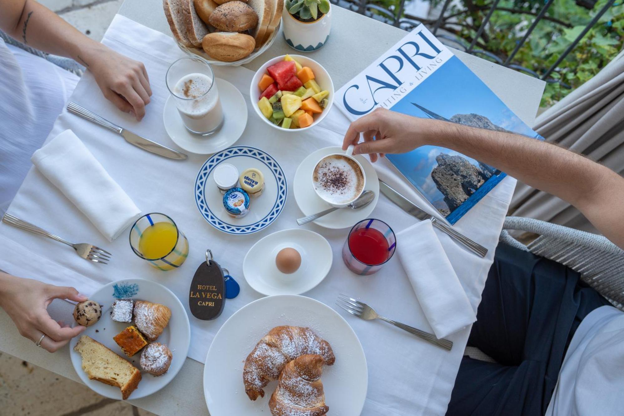 La Vega Hotel Capri Luaran gambar