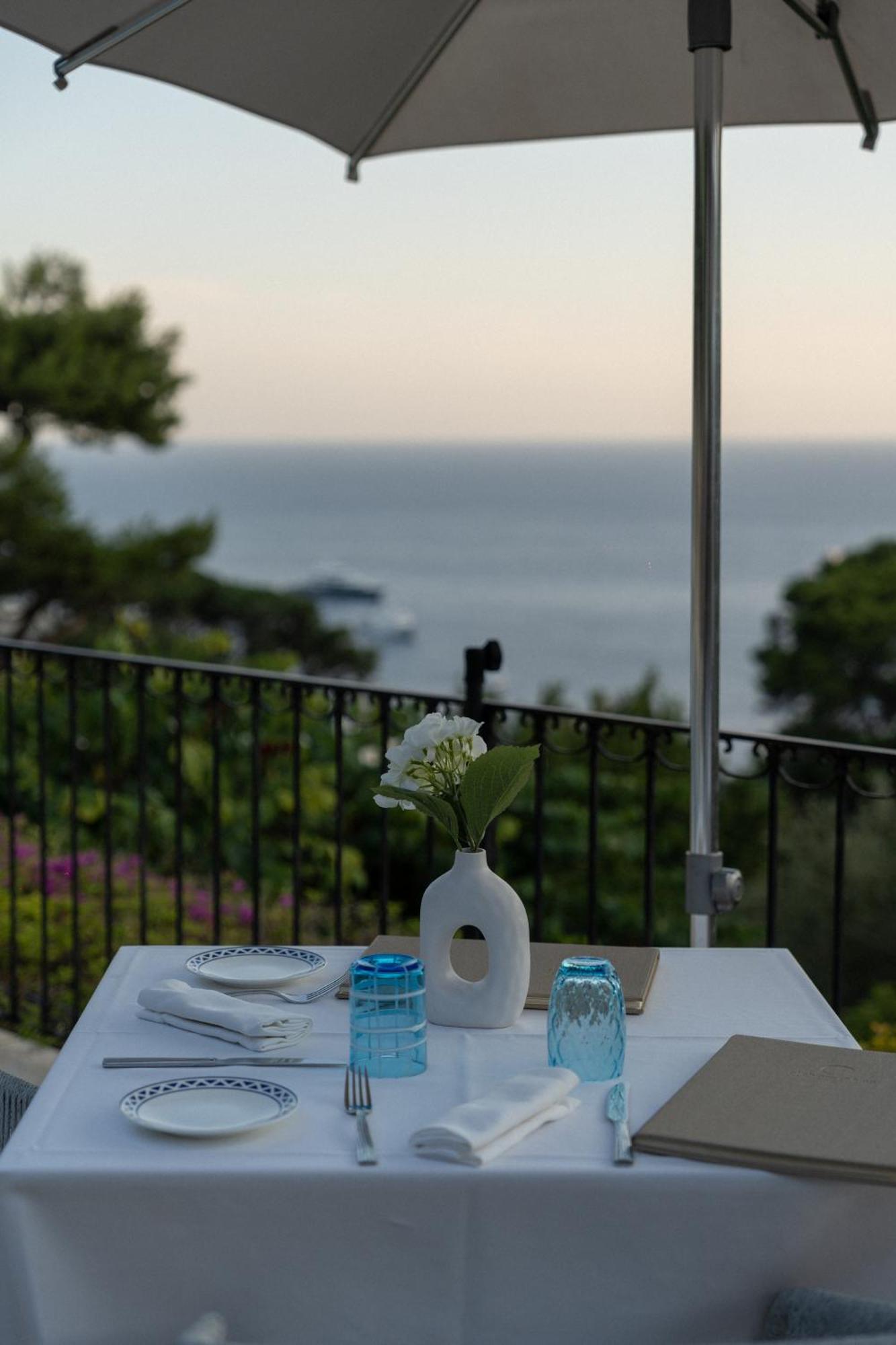 La Vega Hotel Capri Luaran gambar