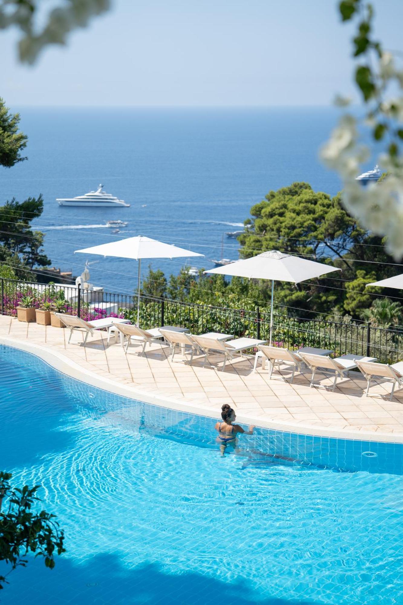 La Vega Hotel Capri Luaran gambar